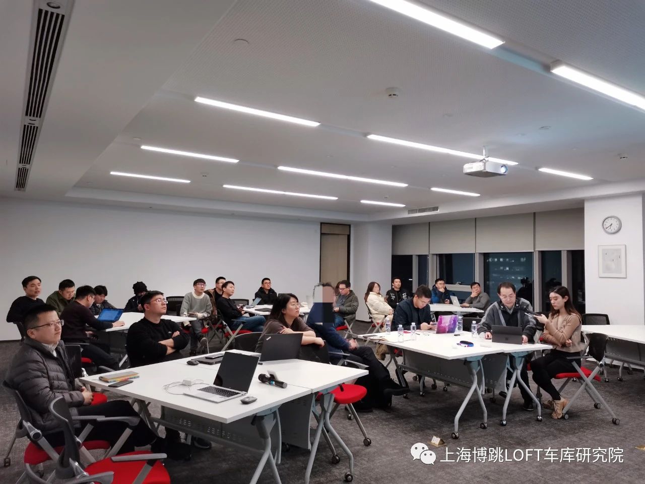 大连杭州LOFT车库专题会