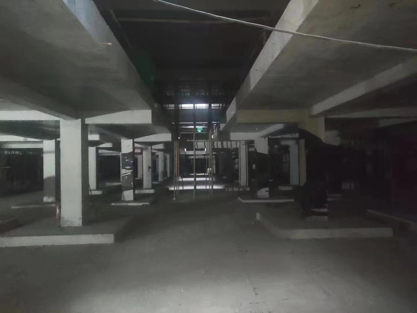 大连山东又一个上海博普LOFT车库拔地而起